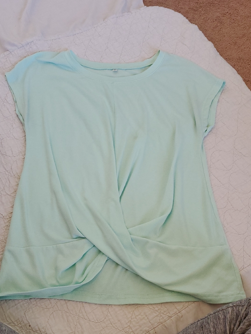 Women's Twist-Front Short Sleeve Top - Mint Green